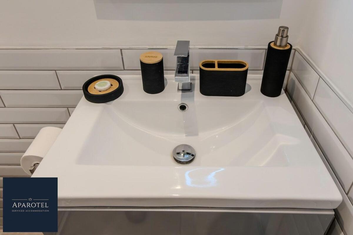 Aparotel Serviced Apartments - Stonehenge, Amesbury Town Centre Kamer foto