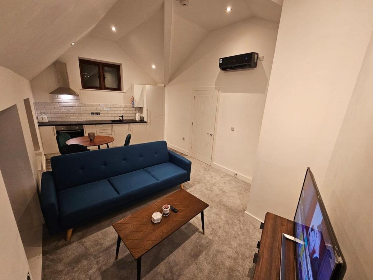 Aparotel Serviced Apartments - Stonehenge, Amesbury Town Centre Kamer foto