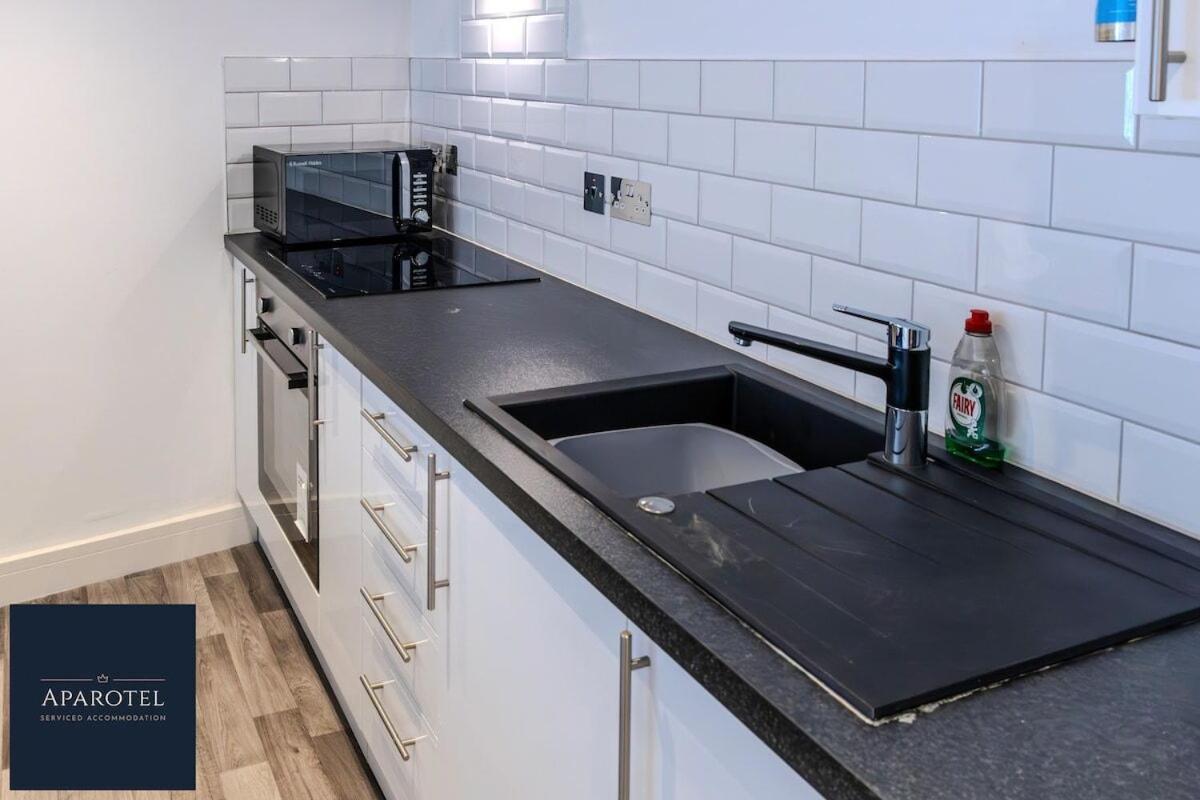 Aparotel Serviced Apartments - Stonehenge, Amesbury Town Centre Kamer foto